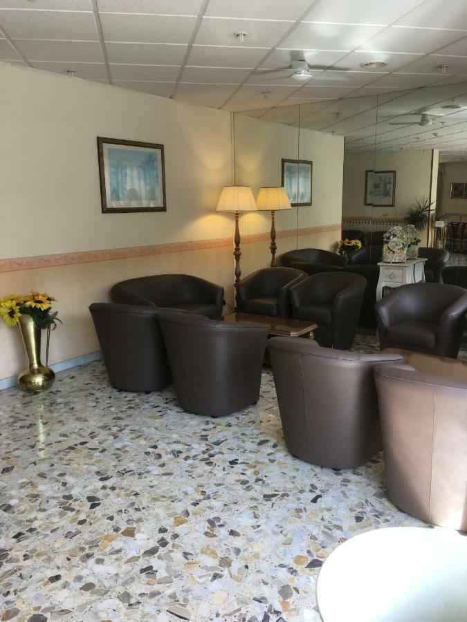 Hotel Sud America Fiuggi Ngoại thất bức ảnh
